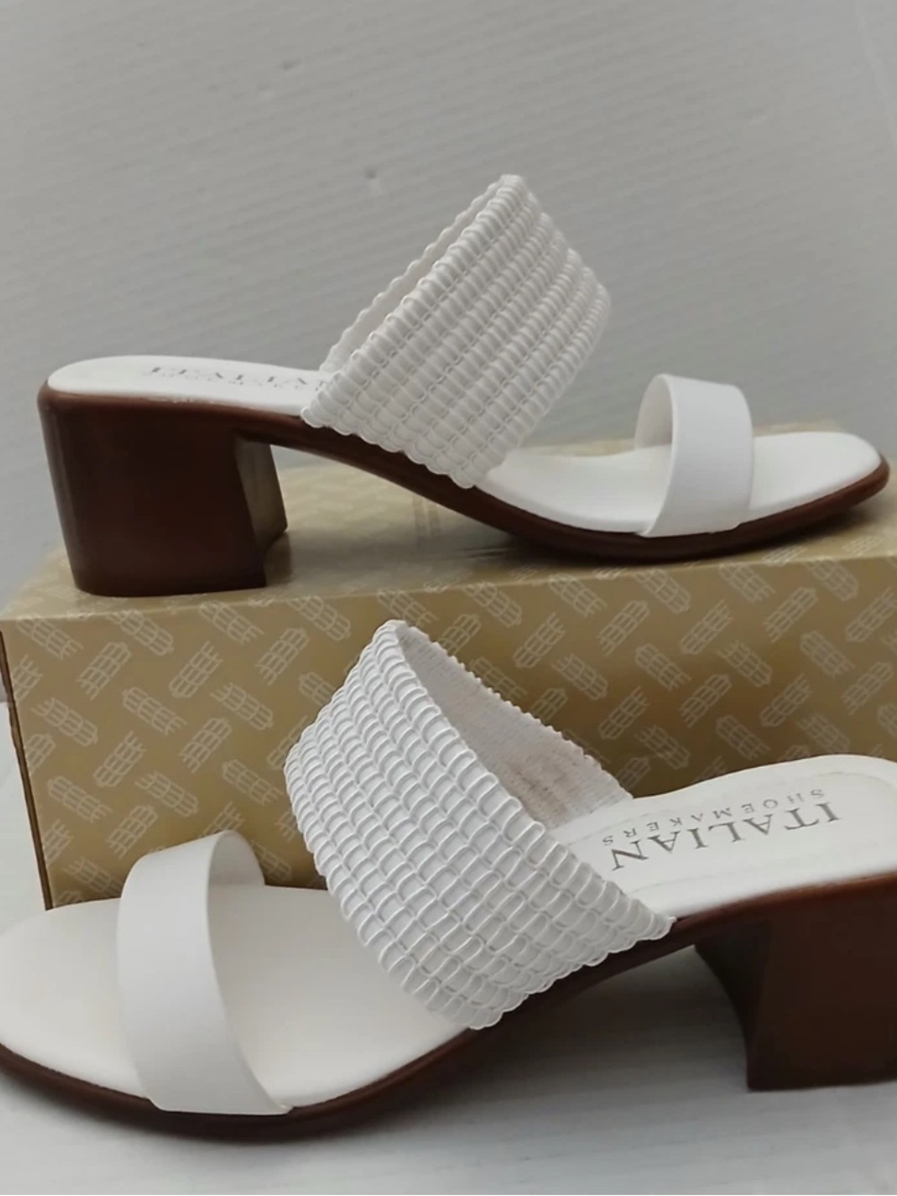 Italian Shoemakers White Two-Band Woven Block Heel Sandals Square Toe Comfort